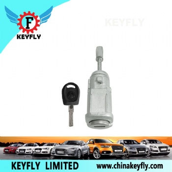 大众POLO 右门锁芯带1把钥匙 OEM 604837168 KEYFLY DZ068M2
