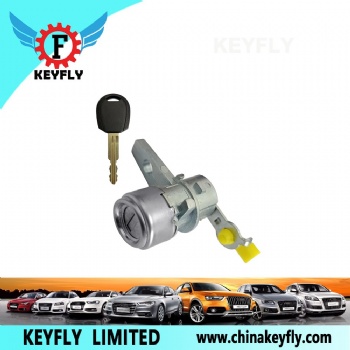 起亚赛拉图 左车门锁芯带1把钥匙 KEYFLY QY185M2