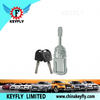 大众POLO 左门锁带2把钥匙 OEM 604837167 KEYFLY DZ066M3