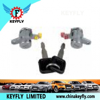 Door Lock Cylinder Set for ISUZU NPR / NKR / TFR OEM 8-94320-980-0 (RH)